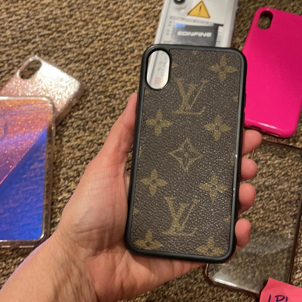 iPhone cases - Picture 3 of 10